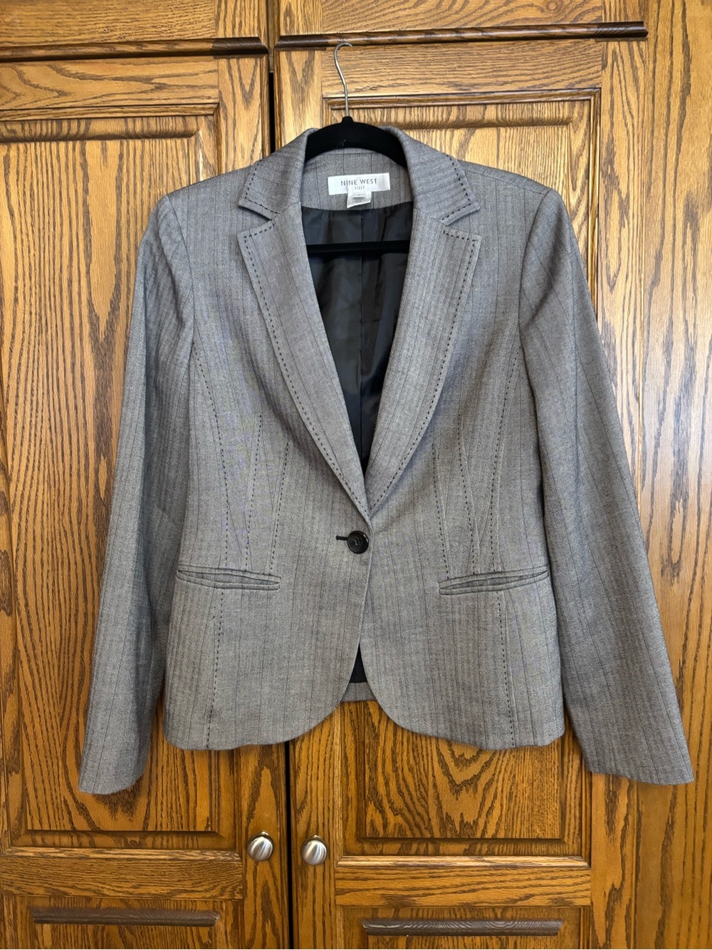 Nine West Women's Gray Pinstripe Single-Button Blazer size 8